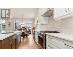 2005 LOCKWOOD CRESCENT - 11