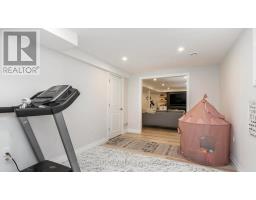 2005 LOCKWOOD CRESCENT - 33