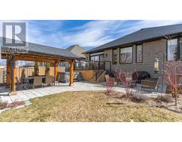 2005 LOCKWOOD CRESCENT - 41