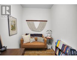 62 PALACE STREET - 13