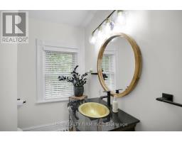 62 PALACE STREET - 29