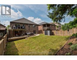 681 BENNETT CRESCENT - 33