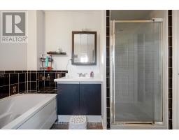 856 DEVINE STREET - 8