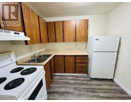 1011 - 573 MORNINGTON AVENUE - 4