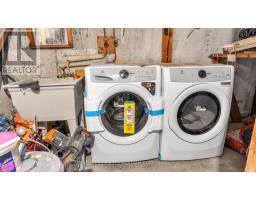 26 - 209 MILLBANK DRIVE - 24