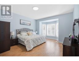 5 - 1574 RICHMOND STREET - 17