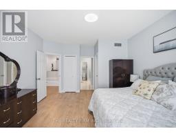 5 - 1574 RICHMOND STREET - 18