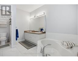 5 - 1574 RICHMOND STREET - 21