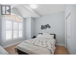 5 - 1574 RICHMOND STREET - 24