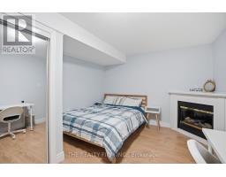5 - 1574 RICHMOND STREET - 33