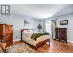 31 FOXCROFT CRESCENT - 24