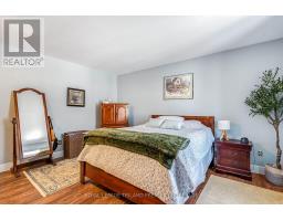 31 FOXCROFT CRESCENT - 25