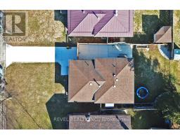 40 KINTAIL CRESCENT - 39