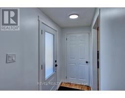 40 KINTAIL CRESCENT - 4