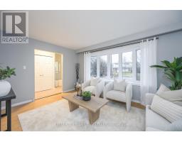 12 STIRLING CRESCENT - 11