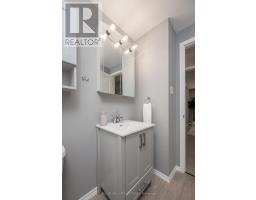 12 STIRLING CRESCENT - 22