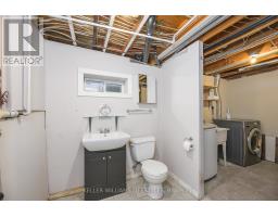 12 STIRLING CRESCENT - 26