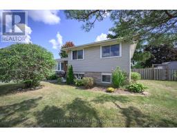 12 STIRLING CRESCENT - 4