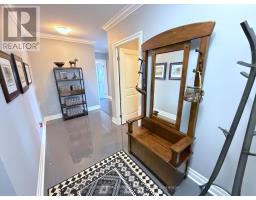 404 - 260 VILLAGEWALK BOULEVARD - 3