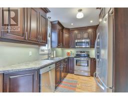 715 GROSVENOR STREET - 10