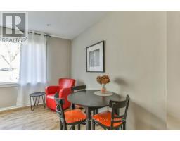 715 GROSVENOR STREET - 15