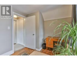 715 GROSVENOR STREET - 25