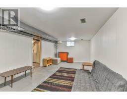 715 GROSVENOR STREET - 28