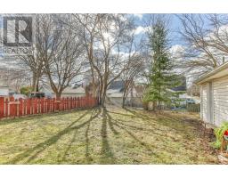 715 GROSVENOR STREET - 33