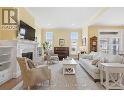 26 - 725 EAGLETRACE DRIVE - 22