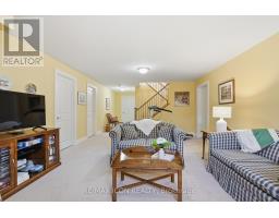 26 - 725 EAGLETRACE DRIVE - 35