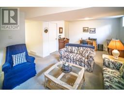 25 - 499 TEEPLE TERRACE - 34