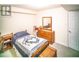 25 - 499 TEEPLE TERRACE - 37