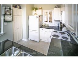 25 - 499 TEEPLE TERRACE - 8