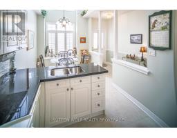 25 - 499 TEEPLE TERRACE - 9