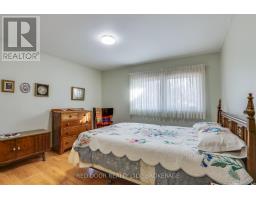 234 MANITOULIN DRIVE - 14