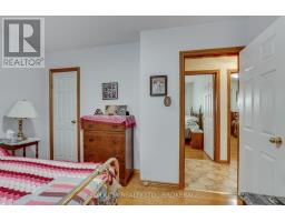 234 MANITOULIN DRIVE - 17