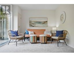 82 - 1990 WAVELL STREET - 10