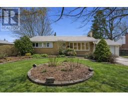 39 FORD CRESCENT - 1