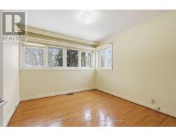 39 FORD CRESCENT - 19