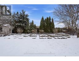 39 FORD CRESCENT - 44