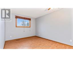 32 GLENROY ROAD - 17