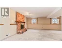 32 GLENROY ROAD - 23