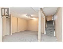 32 GLENROY ROAD - 32