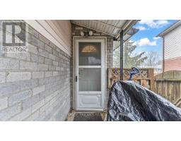 32 GLENROY ROAD - 39