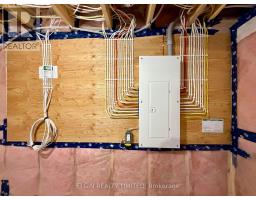 7 HORIZON COURT - 28