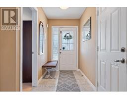 37 UPPER CANADA DRIVE - 4