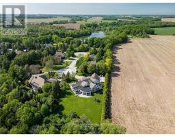 60 SIR ROBERT PLACE - 34