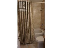 605 - 570 WILLIAM STREET - 25