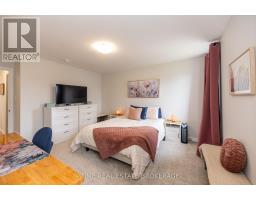 2 MACLEOD COURT - 20