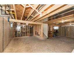 2 MACLEOD COURT - 27